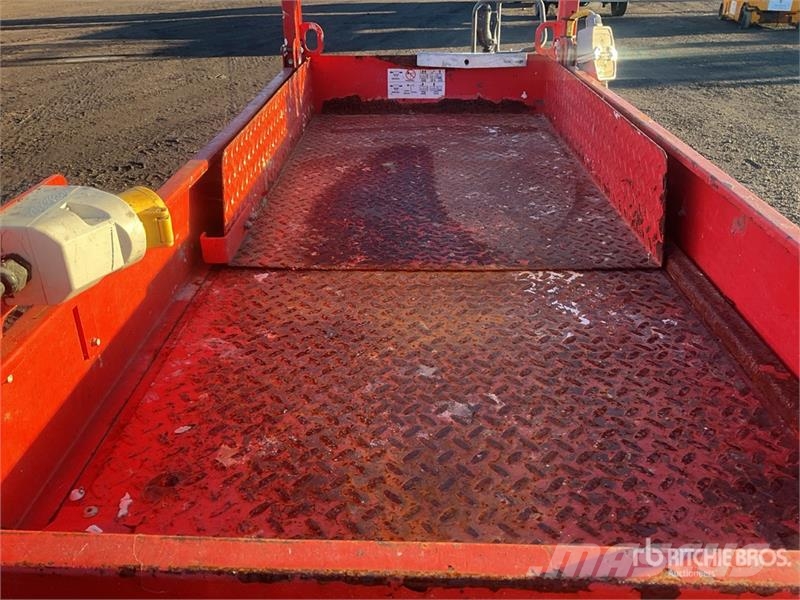 SkyJack SJIII3219 Škaraste platforme
