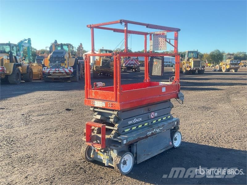 SkyJack SJIII3219 Škaraste platforme