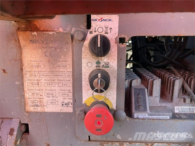 SkyJack SJIII3219 Scheren-Arbeitsbühnen