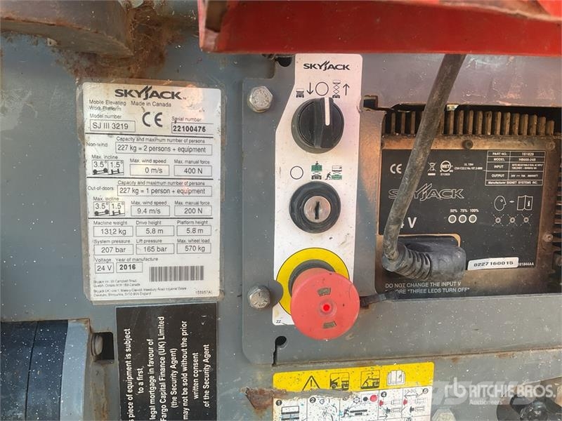 SkyJack SJIII3219 Škaraste platforme