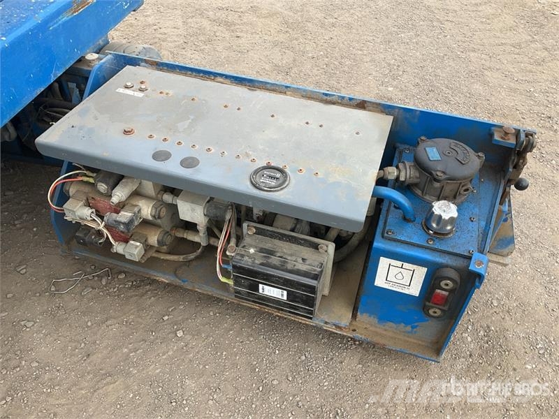 SkyJack SJIII3219 Ollós emelők