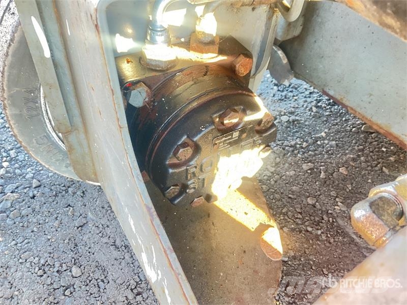 SkyJack SJIII3219 Škaraste platforme
