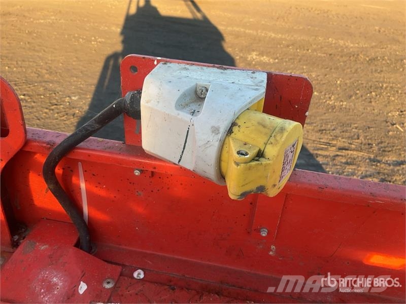 SkyJack SJIII3219 Škaraste platforme