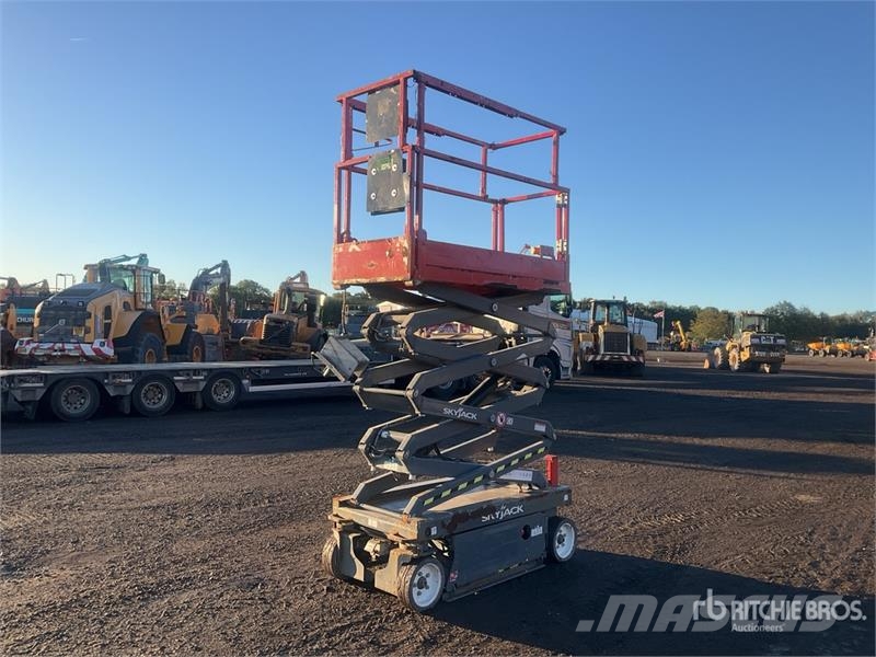 SkyJack SJIII3219 Škaraste platforme