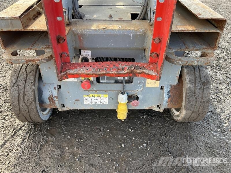 SkyJack SJIII3219 Scheren-Arbeitsbühnen