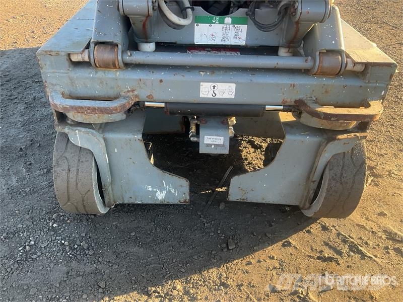 SkyJack SJIII3219 Škaraste platforme