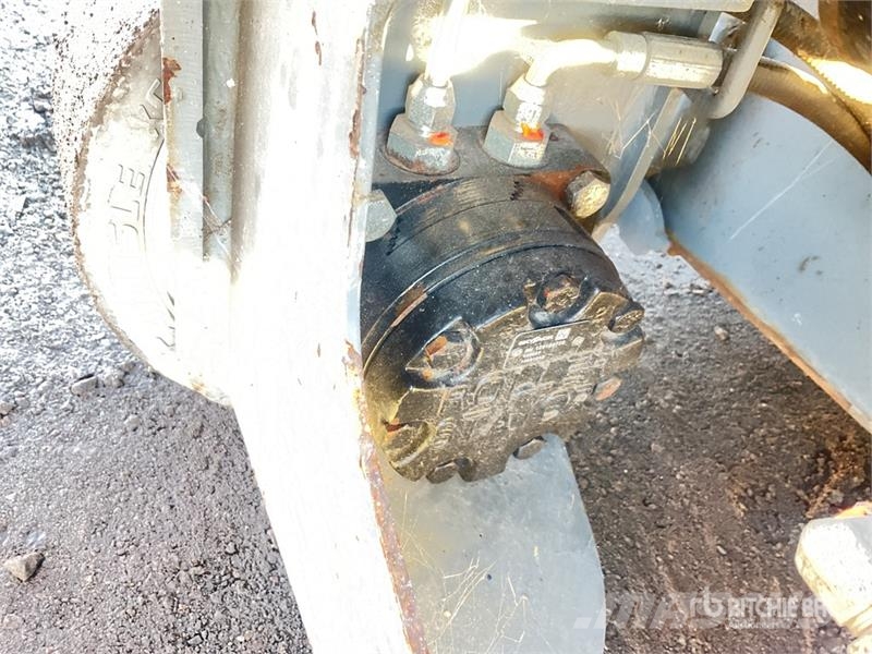 SkyJack SJIII3219 رافعات مقصية الشكل