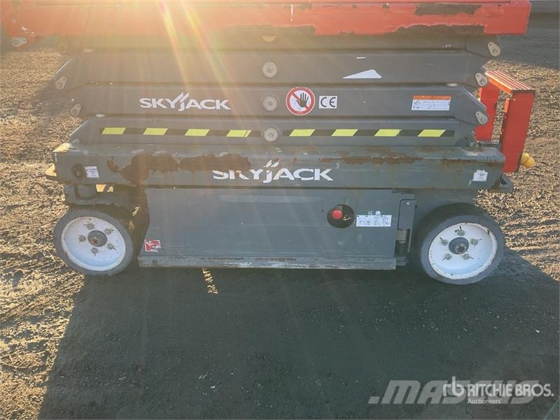 SkyJack SJIII3219 Škaraste platforme
