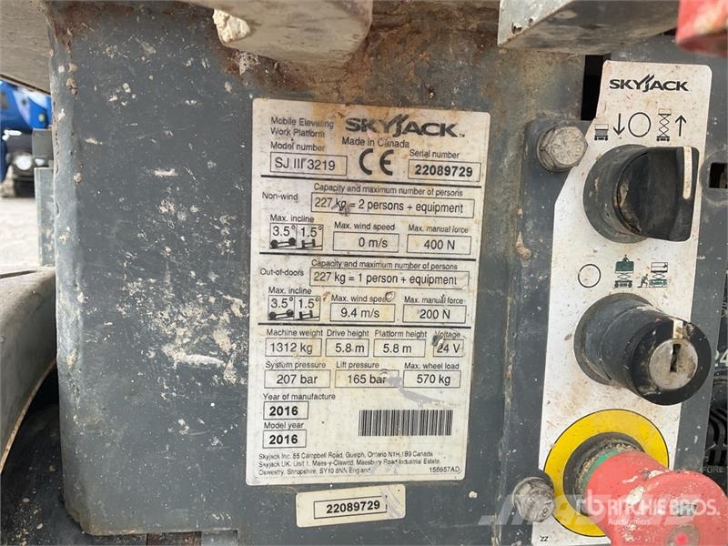 SkyJack SJIII3219 Electric Scissor Lift シザースリフト