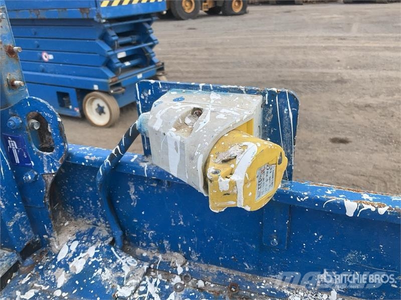 SkyJack SJIII3219 Electric Scissor Lift Škaraste platforme