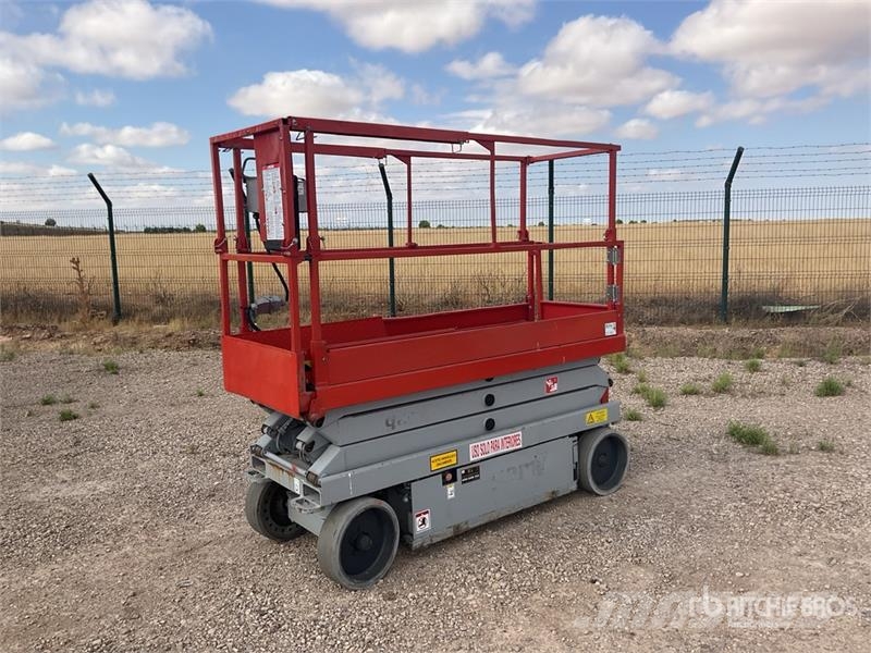 SkyJack SJIII3220M Electric Scissor Lift Ножничные подъемники