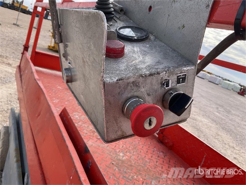 SkyJack SJIII3220M Electric 8 Mts Electric Scissor Lift Plataformas tijera