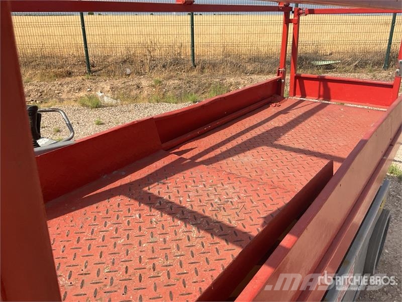 SkyJack SJIII3220M Electric Scissor Lift Ножничные подъемники
