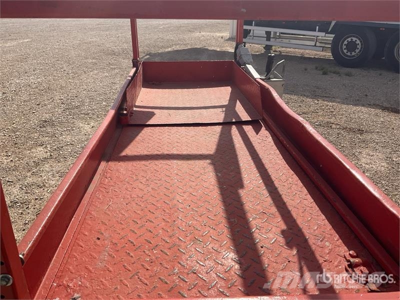 SkyJack SJIII3220M Electric Scissor Lift Ножничные подъемники