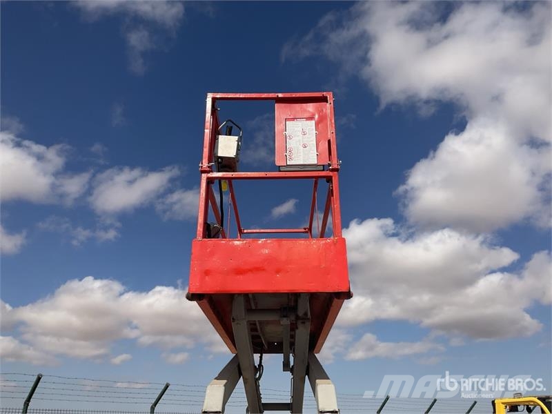 SkyJack SJIII3220M Electric Scissor Lift Ножничные подъемники