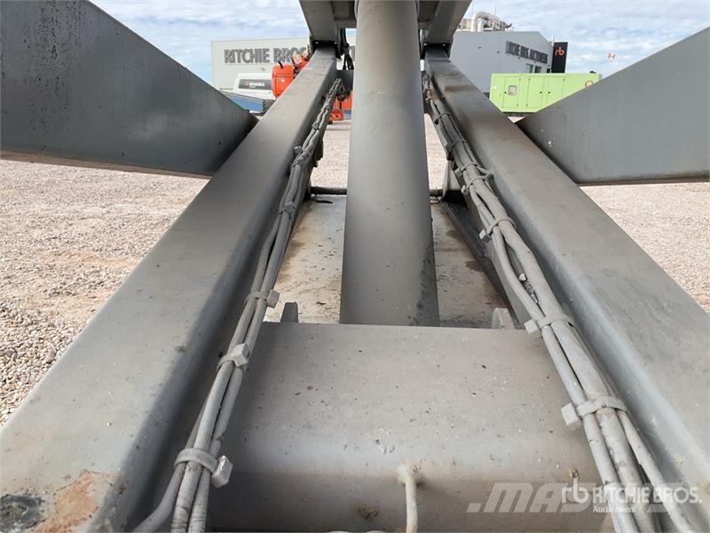 SkyJack SJIII3220M Electric 8 Mts Electric Scissor Lift Plataformas tijera