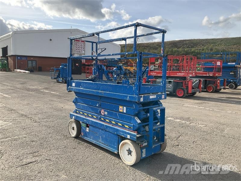 SkyJack SJIII3226 Piattaforme a pantografo