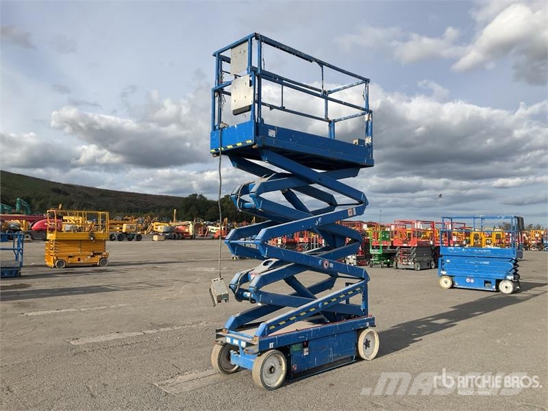 SkyJack SJIII3226 Piattaforme a pantografo