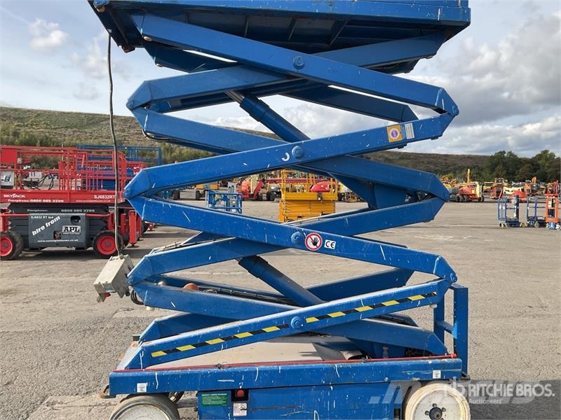 SkyJack SJIII3226 Piattaforme a pantografo