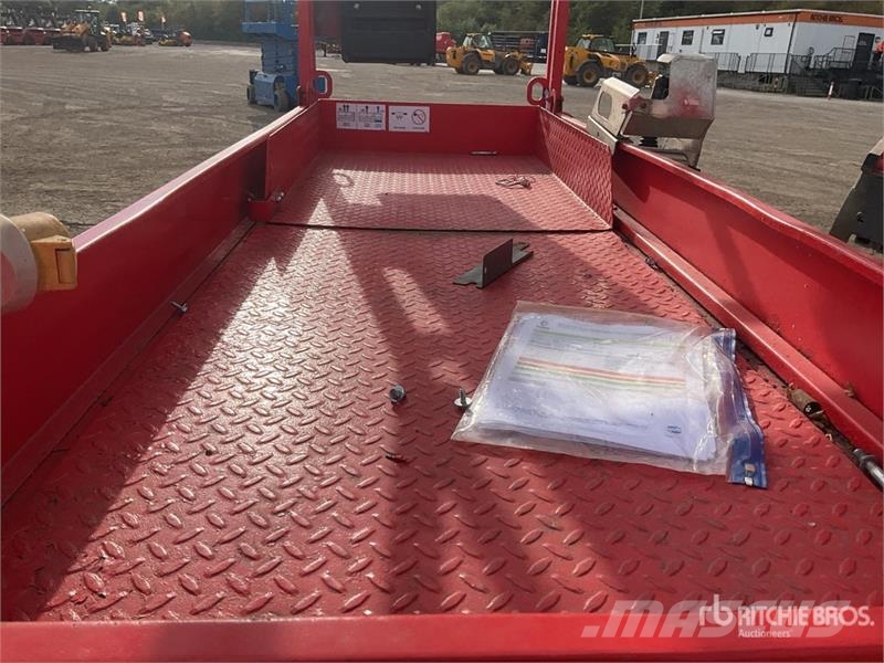 SkyJack SJIII3226 Schaarhoogwerkers