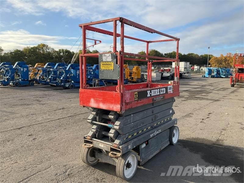 SkyJack SJIII3226 Electric Scissor Lift 剪式升降機
