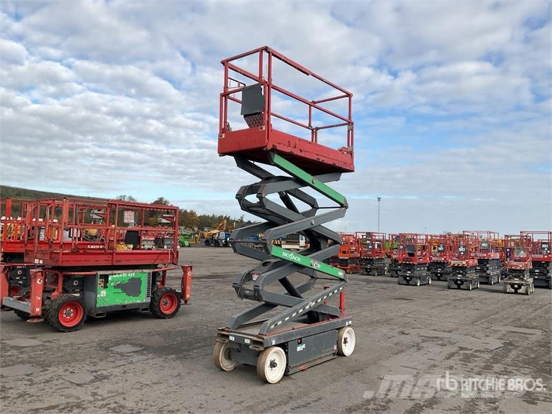 SkyJack SJIII3226 Electric Scissor Lift Ollós emelők