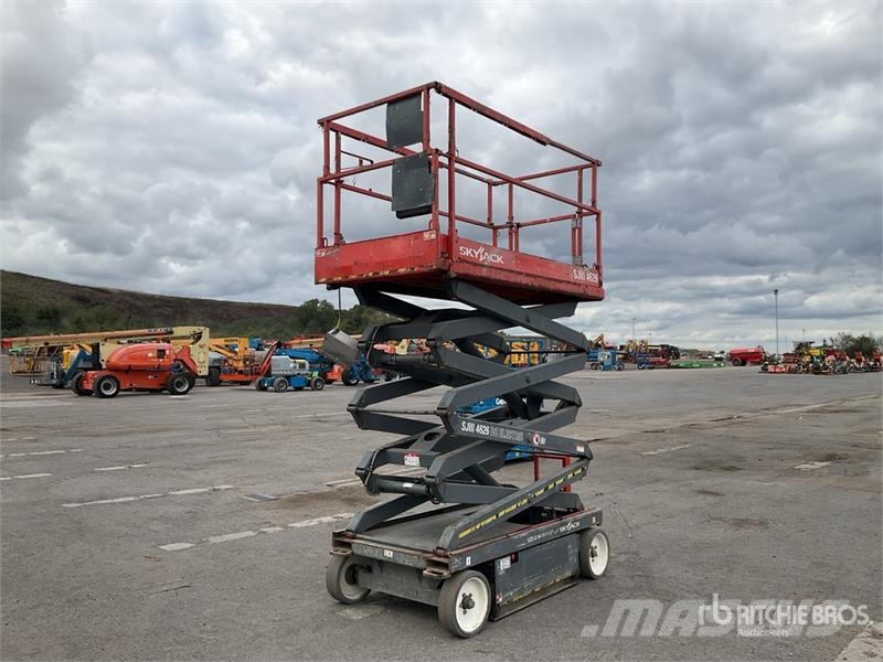 SkyJack SJIII4626 Electric Scissor Lift Sakselifter