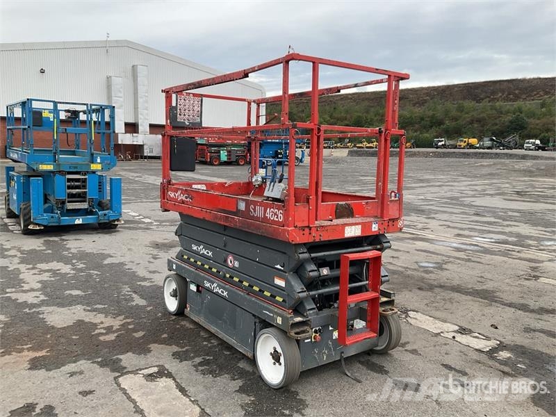 SkyJack SJIII4626 Electric Scissor Lift Nacelle ciseaux