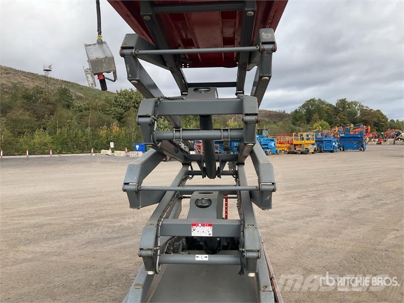 SkyJack SJIII4632 Šķerveida pacēlāji