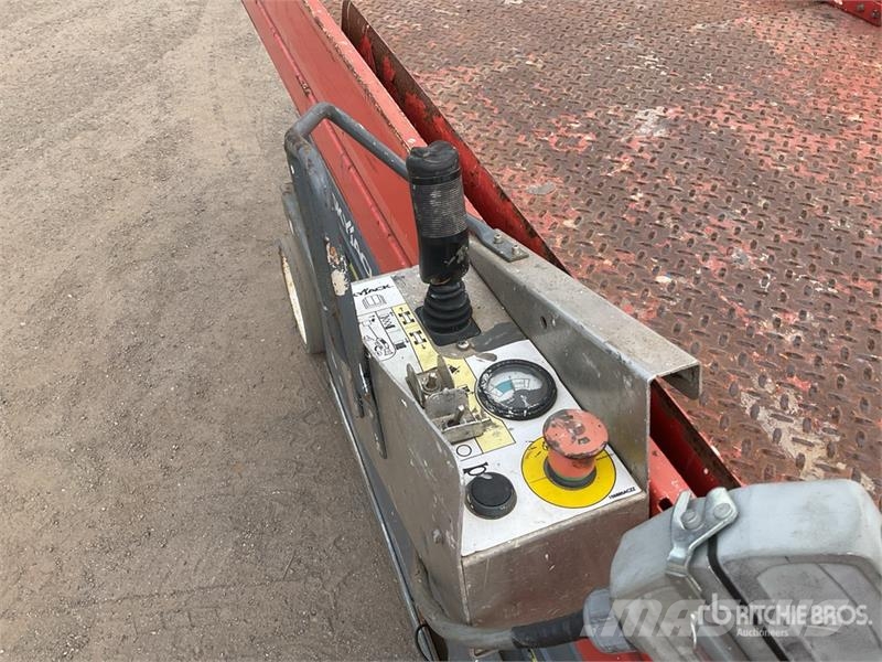 SkyJack SJIII4632 Šķerveida pacēlāji