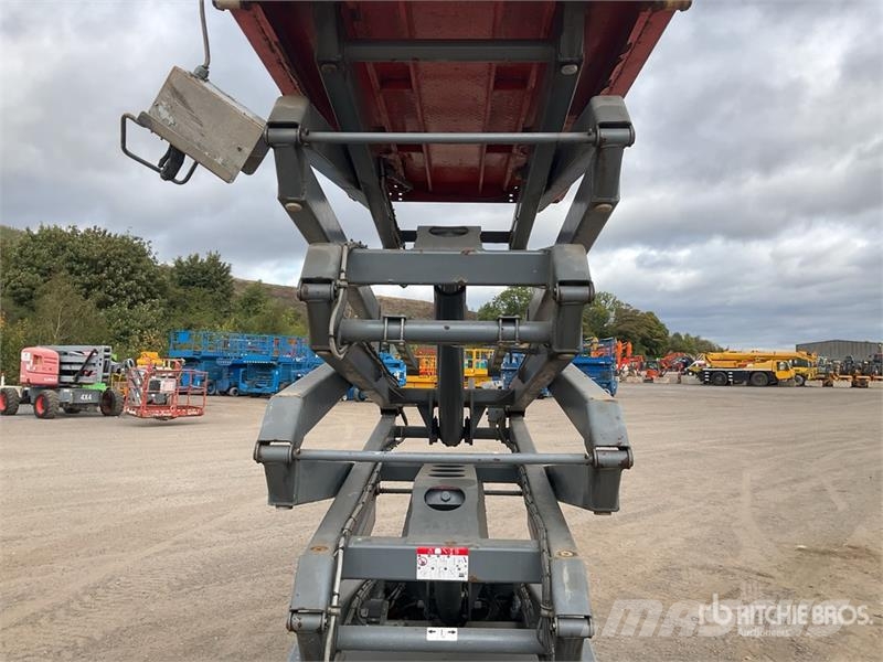 SkyJack SJIII4632 Šķerveida pacēlāji