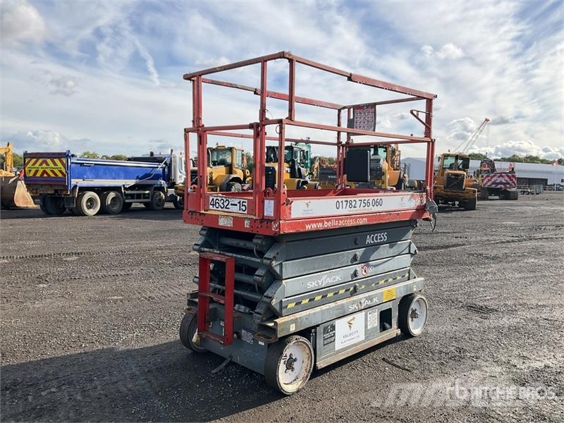 SkyJack SJIII4632 Scheren-Arbeitsbühnen