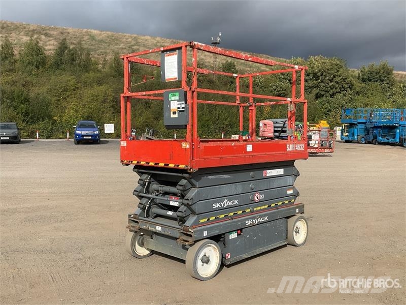 SkyJack SJIII4632 Šķerveida pacēlāji