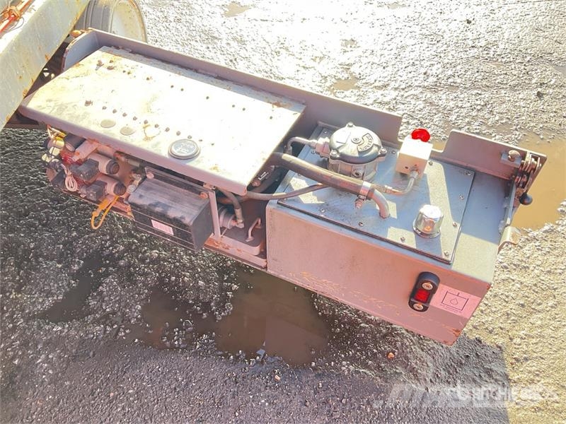 SkyJack SJIII4632 Šķerveida pacēlāji