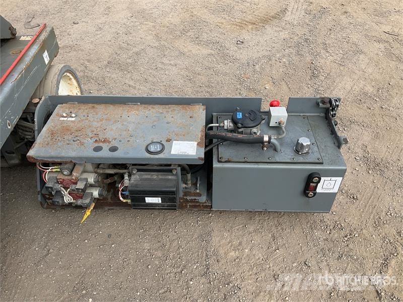 SkyJack SJIII4632 Šķerveida pacēlāji