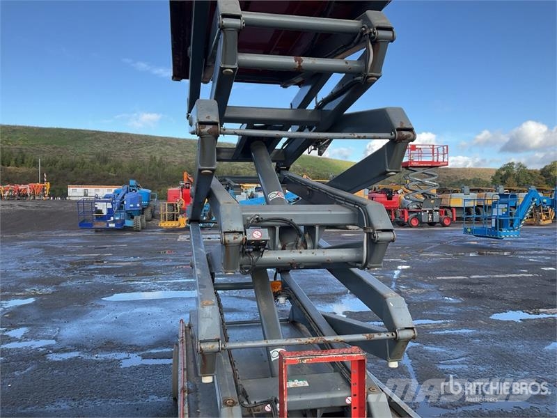 SkyJack SJIII4632 Šķerveida pacēlāji