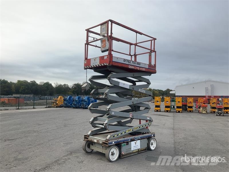 SkyJack SJIII4632 Electric Scissor Lift Scheren-Arbeitsbühnen