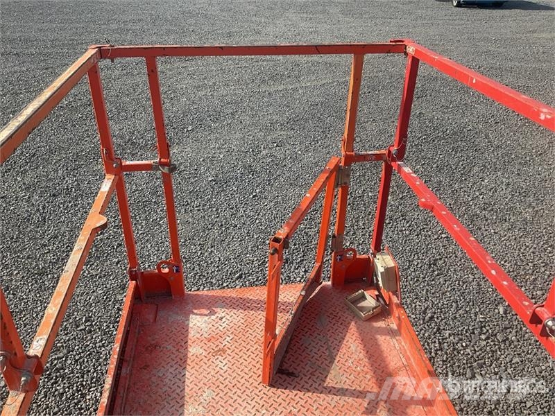 SkyJack SJIII4740 Electric Scissor Lift Plataformas tijera