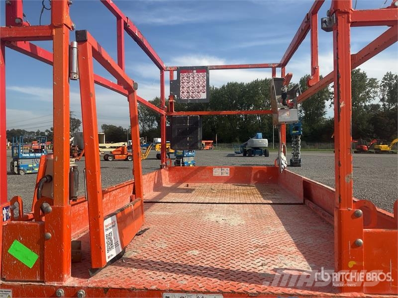 SkyJack SJIII4740 Electric Scissor Lift Plataformas tijera