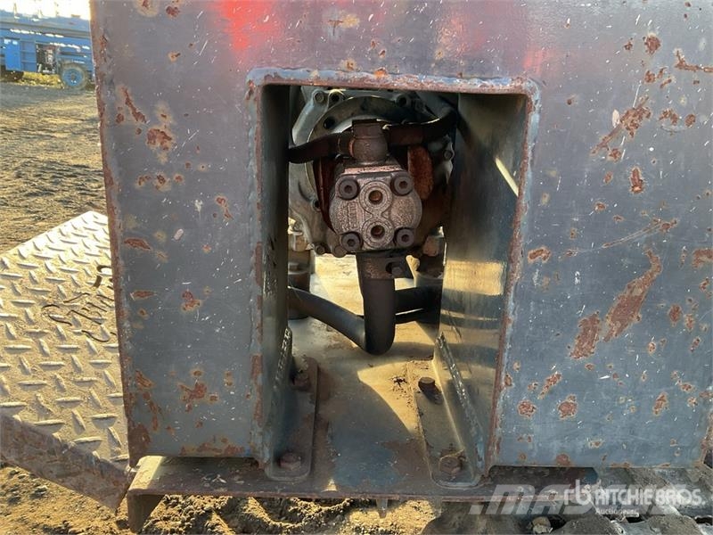 Slanetrac HT1000 Stand-On Hi-Tip Tracked Dumper Vehículos compactos de volteo