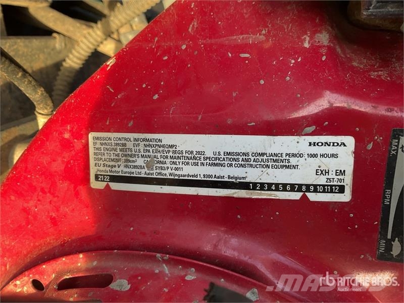 Slanetrac HT1000 Stand-On Hi-Tip Mini Tracked Dumper Vehículos compactos de volteo