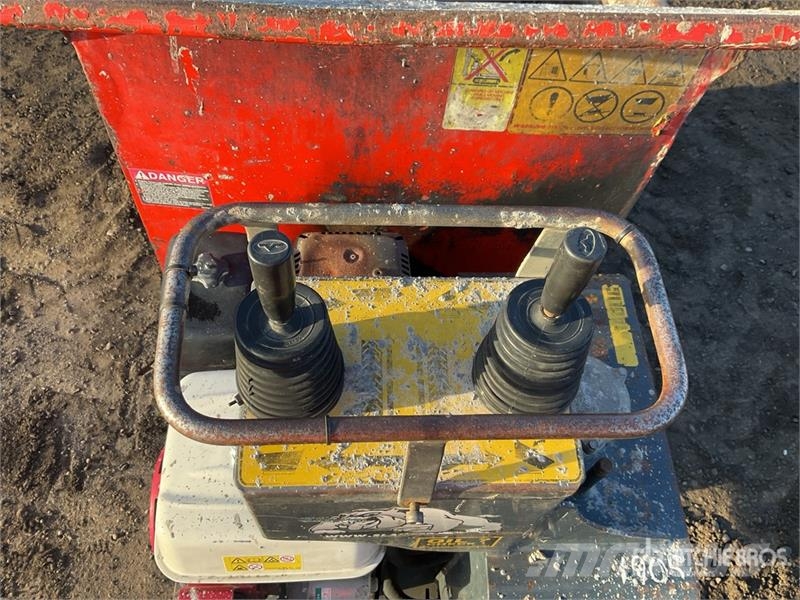 Slanetrac HT1000 Stand-On Hi-Tip Tracked Dumper Vehículos compactos de volteo