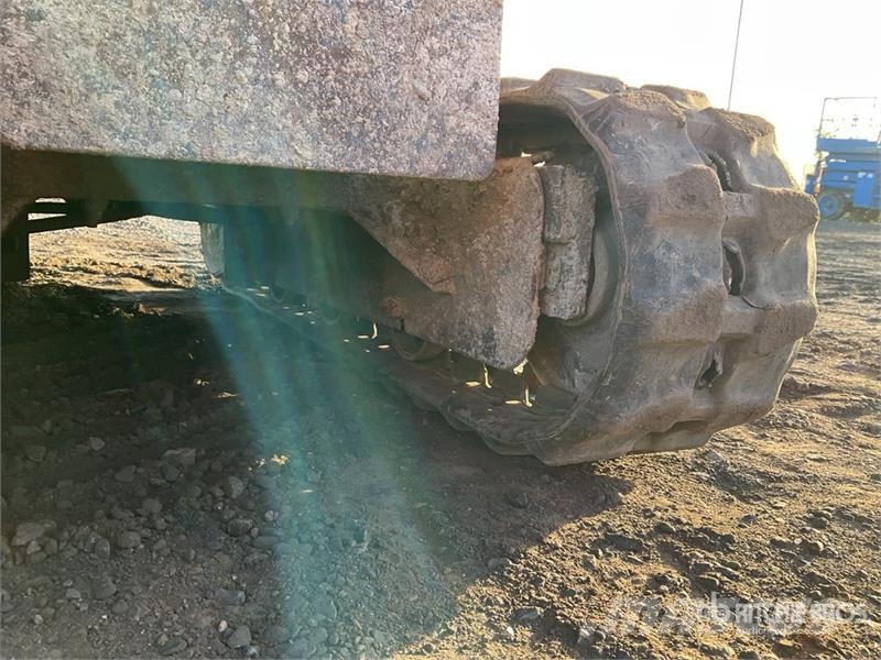 Slanetrac HT1000 Stand-On Hi-Tip Tracked Dumper Vehículos compactos de volteo