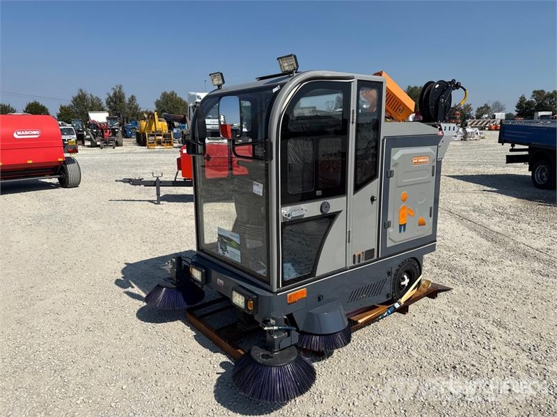 SLK SP1900 Floor Sweeper Egyéb betakarító felszerelések