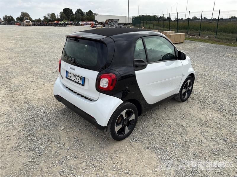 Smart Fortwo Electric COUPE' EQ 60KW PASSION Automobile Henkilöautot
