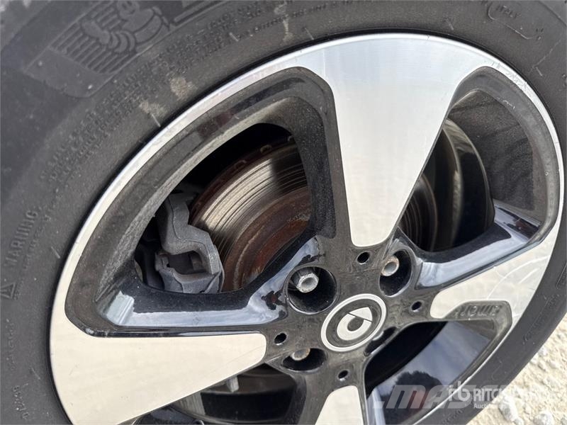 Smart Fortwo Electric COUPE' EQ 60KW PASSION Automobile Henkilöautot