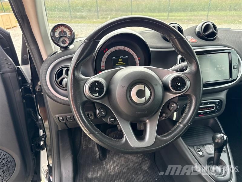 Smart Fortwo Electric COUPE' EQ 60KW PASSION Automobile Henkilöautot