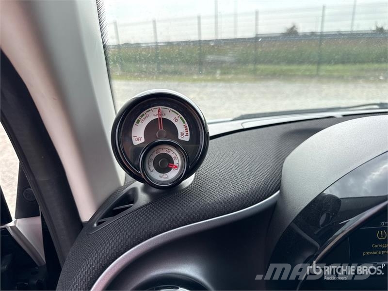 Smart Fortwo Electric COUPE' EQ 60KW PASSION Automobile Henkilöautot