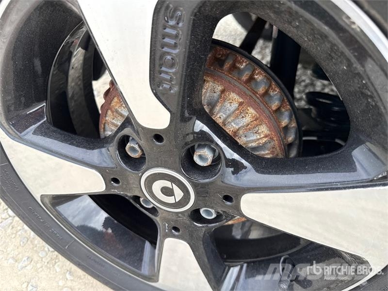 Smart Fortwo Electric COUPE' EQ 60KW PASSION Automobile Henkilöautot