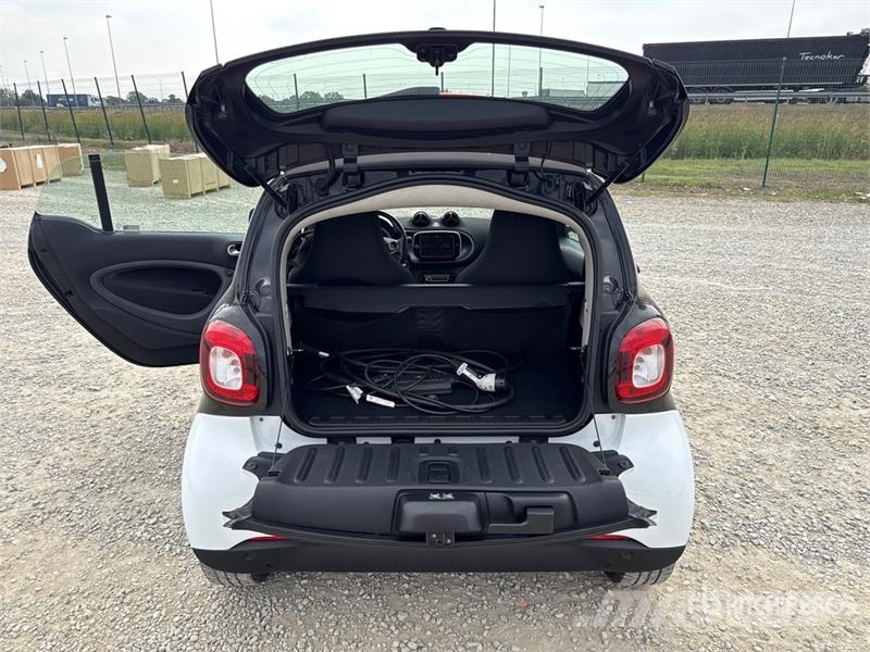 Smart Fortwo Electric COUPE' EQ 60KW PASSION Automobile Henkilöautot
